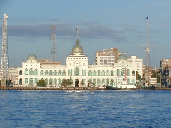 اطلالة مدينة الأسماعيلية على قناة السويس