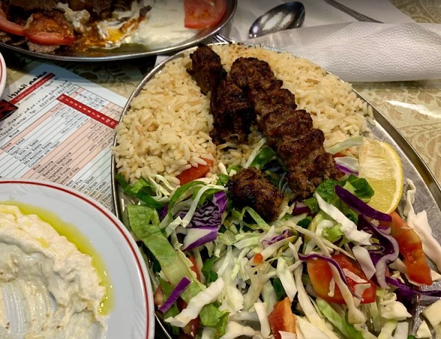 مطعم الفيروز جده السعوديه