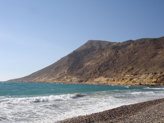 اطلالة مدينة الطور على ساحل البحر الأحمر